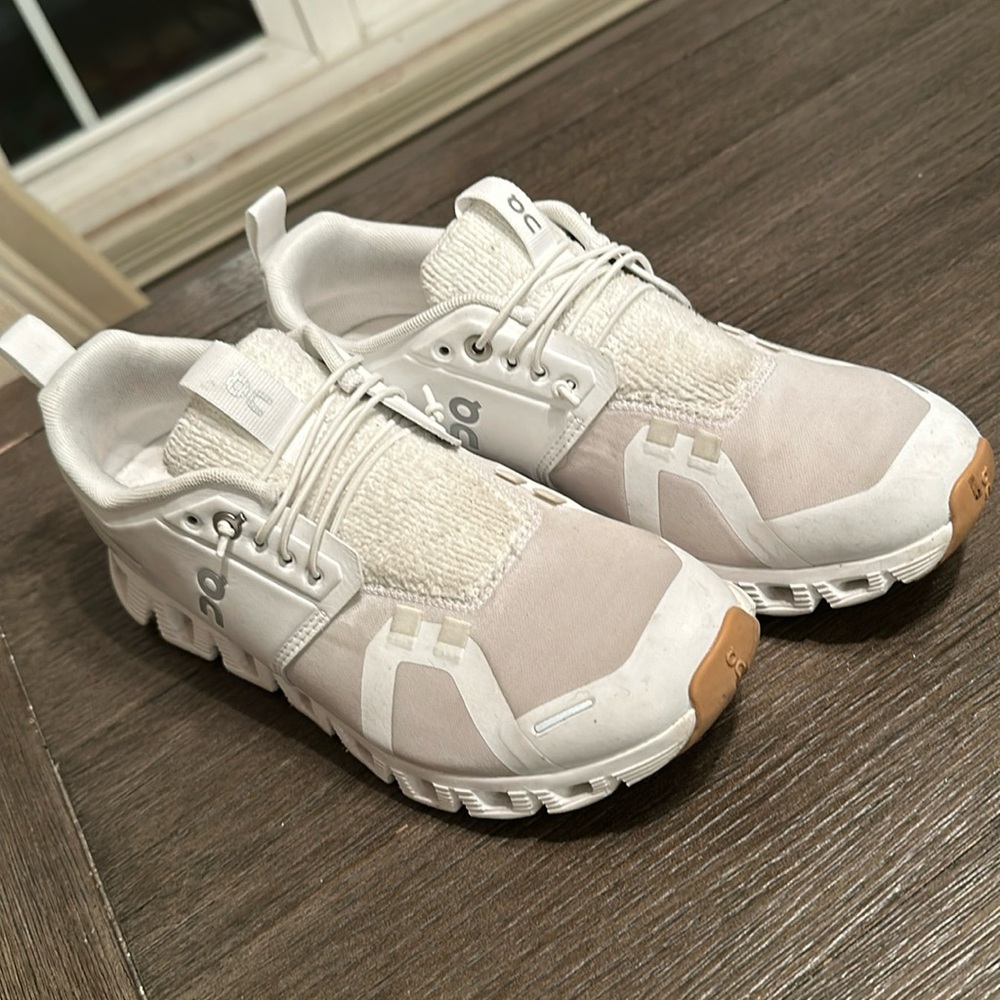 Women’s On Running Cloud 5 Terry shoes